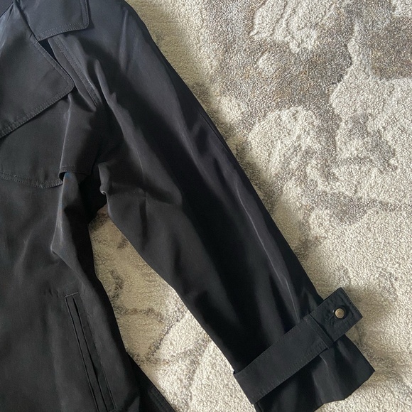 Elegant Black Trench Coat - Picture 5 of 15